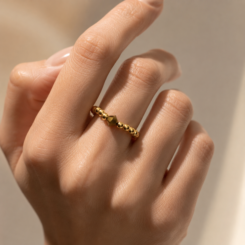 Elastic Green Crystal Ring